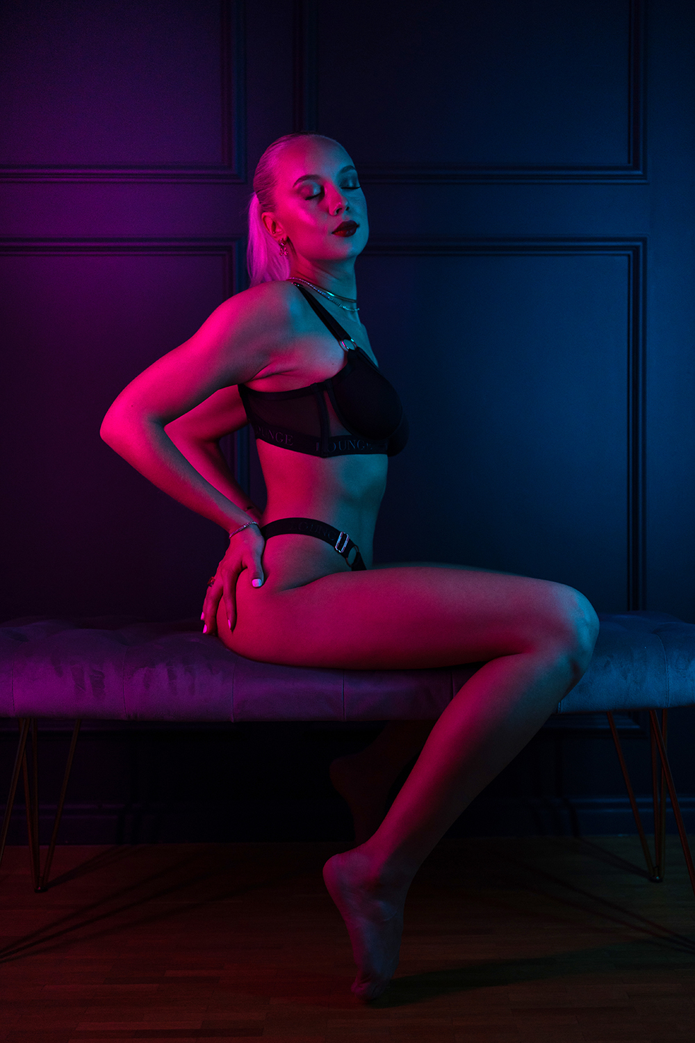 https://the-sky-boudoir.com/wp-content/uploads/2023/05/the-sky-boudoir-muenchen-blog-neon-09.jpg