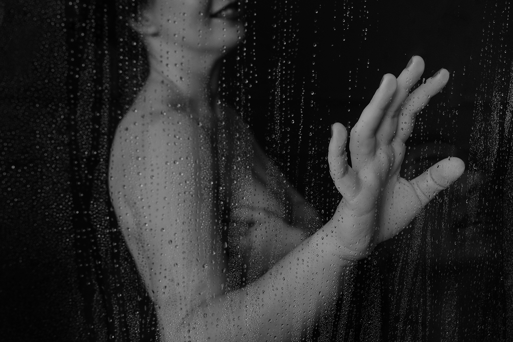 https://the-sky-boudoir.com/wp-content/uploads/2024/09/Spray-Shower-Aktfotografie-Boudoir-Muenchen-Blogpost-08.jpg